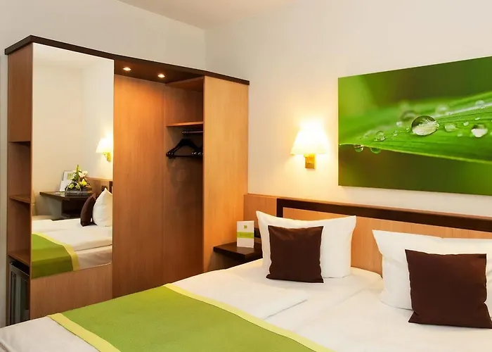 Отель The Domicil Frankfurt 3*